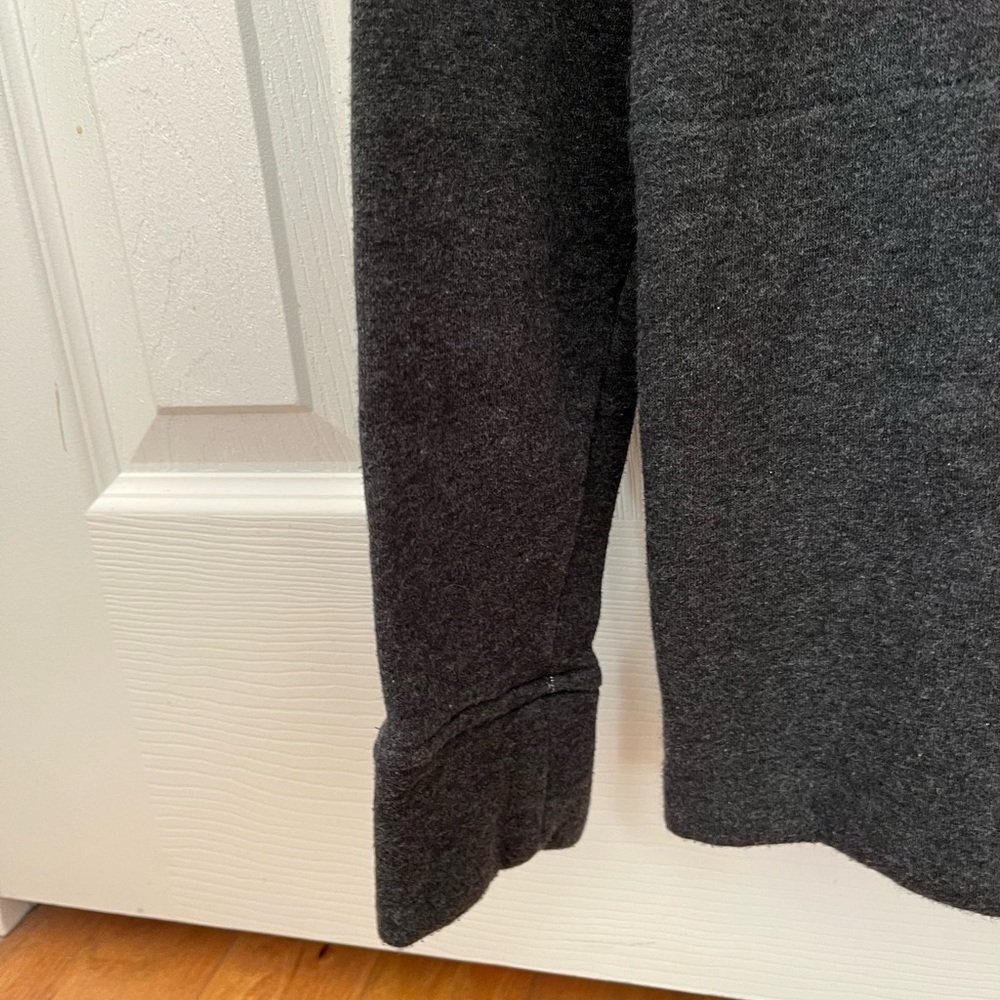 Lululemon Crew Neck Pullover Side Zip Kangaroo Pocket Size 4 - Picture 3 of 10